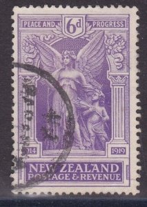 NEW ZEALAND 1920 Victory 6d fine used. ACS cat $50..........................Z528