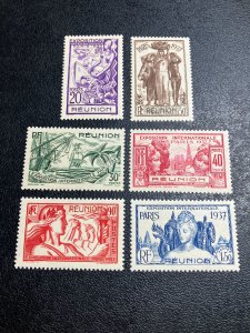 Reunion Scott 167-72 Mint