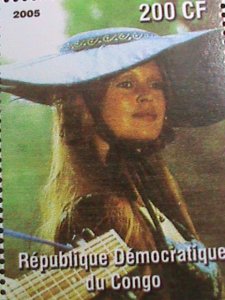 ​CONGO-2005- BRIGITTE BARDOT- FAMOUS NUDE SEXY MOVIE STAR- MNH SHEET  VF