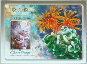 M1656 - S TOME & PRINCIPE, ERROR, 2014, MISPERF SHEET: Corals, Marine life