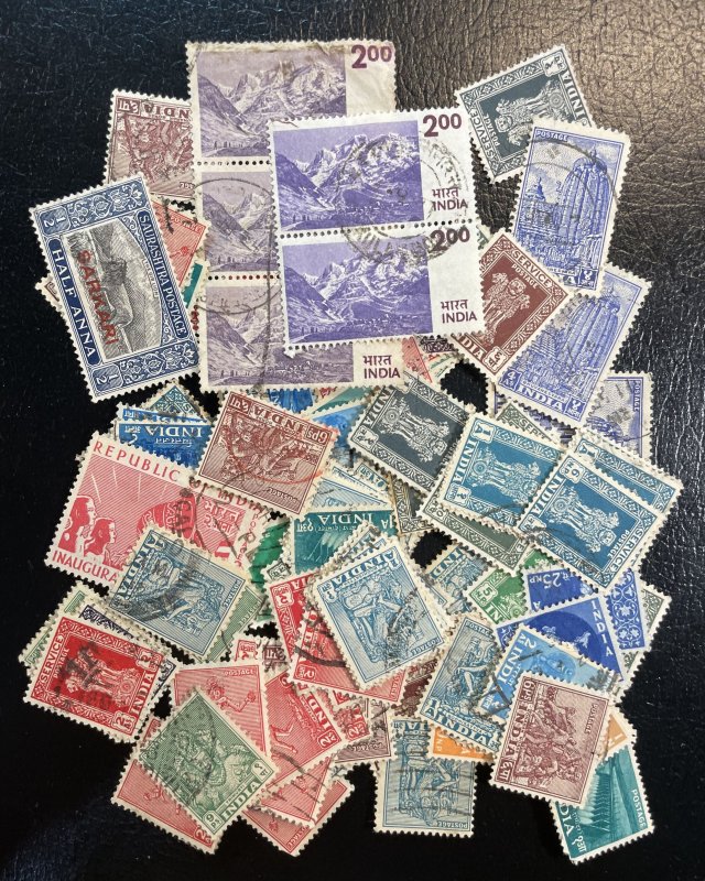 India LOT Used - A few old India stamps + 2 Charkhari issues