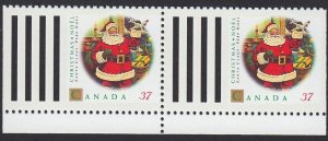 Christmas Santa Claus * Canada 1992 #1455a (BK149a) MNH PAIR from BOOKLET PANE