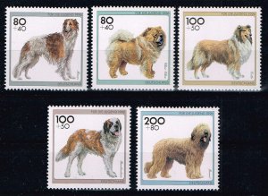 #B792-796 MNH for Youth: Dogs