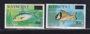 St Vincent 473-474 Set MNH Fish