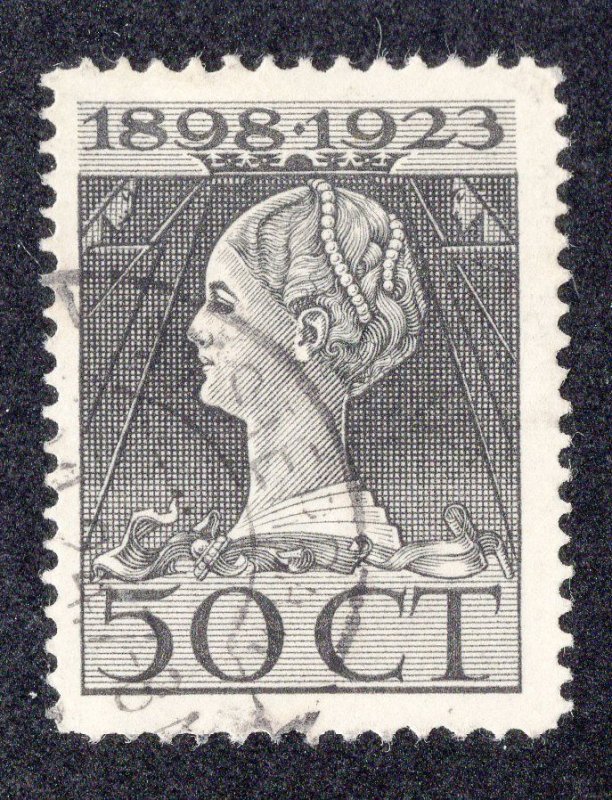 Netherlands 1923 50c black Wilhelmina, Scott 131 used, value = $1.00
