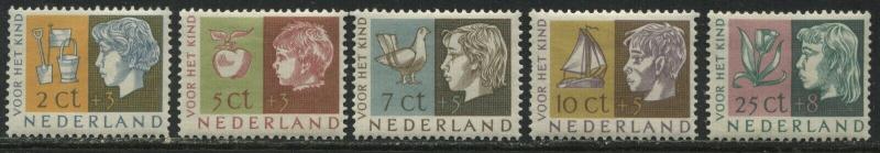 Netherlands Child Semi-Postal set of 5 mint o.g.