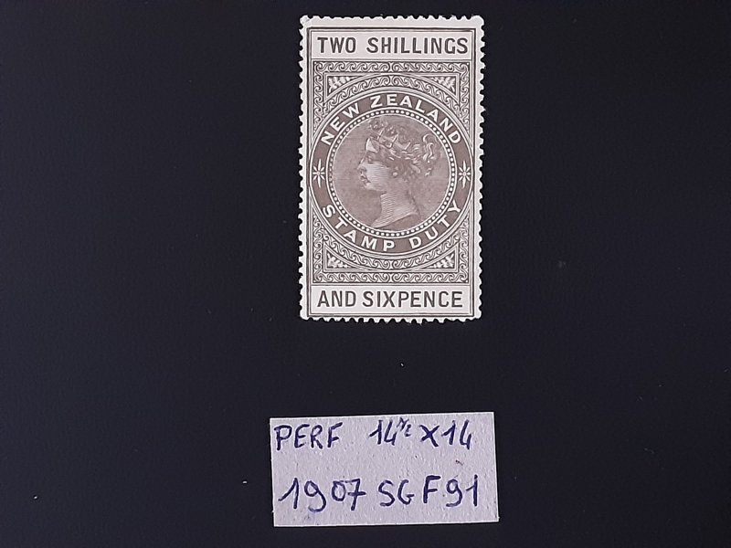 Stamps duty mint    2 shillings/1pound  SG value 4600£