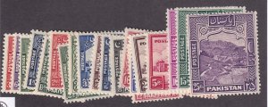 Pakistan Scott # 24 - 43 Set VF OG lightly hinged scv $100 ! see pic !