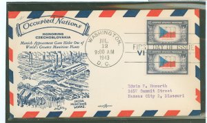 US 910 1943 5c Czechoslovakia (part of the overrun nation series) pair on an addressed first day cover with a pent art cachet.