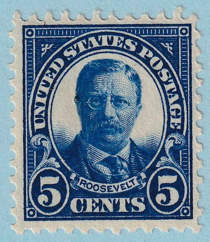UNITED STATES 557 MINT NEVER HINGED OG ** NO FAULTS VERY FINE!