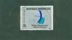 Dominican Republic C269 USED BIN $1.00