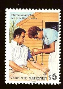 UN Vienna 82 s6 Volunteer Day MNH