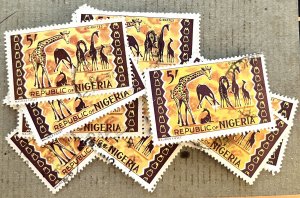 Nigeria 195 / Lot of 18 1965-1966 5sh Giraffe Stamps, Used / CV $3.50 Each