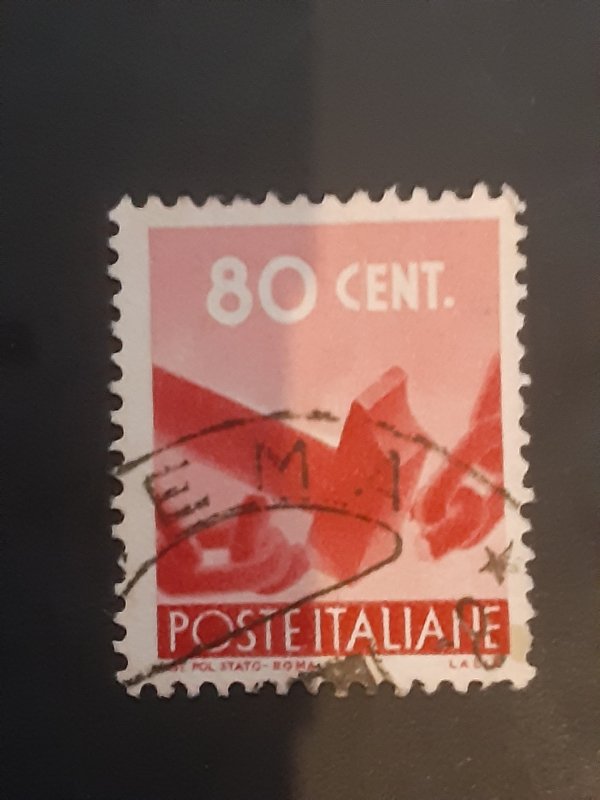 *Italy #467                  Used