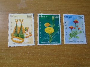 Laos  #  1630-32   MNH   Flowers