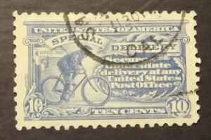 # E9 10c Messenger on Bicycle / used - 5556