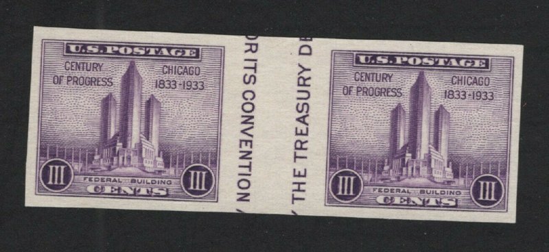 United States MINT Scott Number 767  VERT GUTTER PAIR  MNH   - BARNEYS 