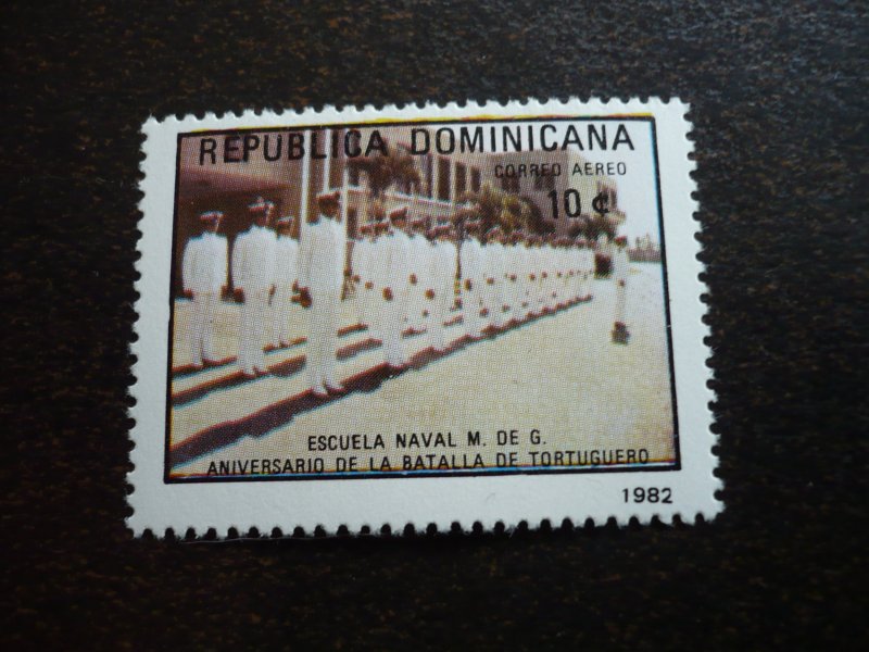 Stamps - Dominican Republic - Scott# C354 - Mint Hinged Set of 1 Stamp