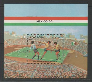 Thematic Stamps Sports - NICARAGUA 1985 FOOTBALL MEXICO 86 MS mint