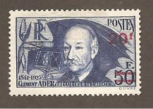 France  Scott #414  Mint VLH  Scott CV $29.00