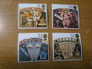 Great Britain  #  1336-39  MNH   Isaac  Newton
