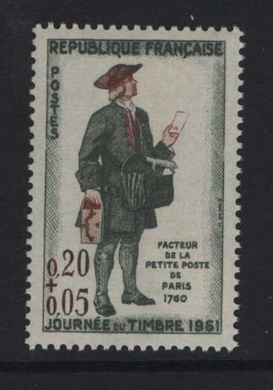 France   #B349  MNH  1961 Red Cross letter carrier.