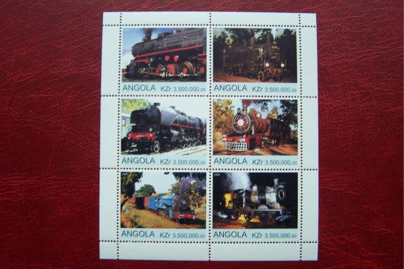 Angola 2000 MNH Trains Locomotives #1