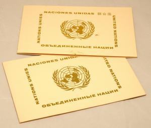 2 UNITED NATIONS Souvenir Covers Postage Stamps FDC Collection New York Signed