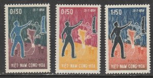 Vietnam   239-41  (N*)  1964  Complet