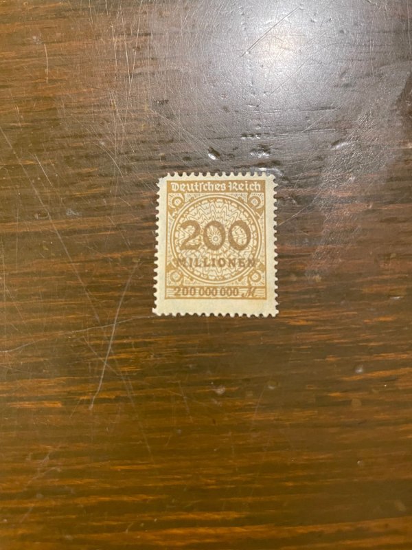 Germany SC 291 M, HM 200m Mk (Bestir Brown) Large Number (4) VF/XF