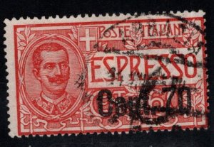 Italy Scott E13 Special Delivery stamp