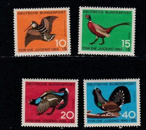 Germany # B404-407, Birds, Mint Light Gum Disturbance, 1/3 Cat.