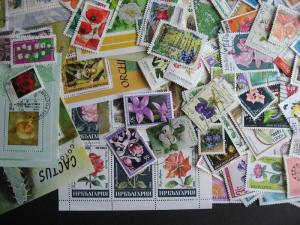 FLOWERS topic 960 different stamps + 12 SS, includes postally used!