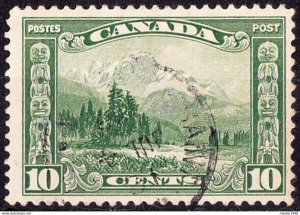 CANADA 1928 10c Green Mount Hurd & Totam Pole SG281 FU