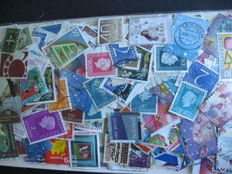 Netherlands mixture(dupes,mixed cond)1000 15% comems, 15% Xmas, 70% defins