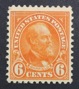 MOMEN: US #558 MINT OG NH $65 #3363
