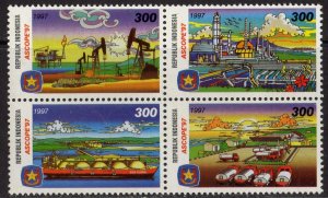 Thematic stamps INDONESIA 1997 PETROLEUM CONF 2360a BLOCK mint