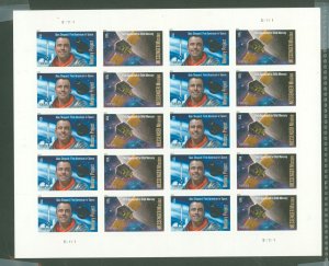 United States #4527-4528  Souvenir Sheet (Space)