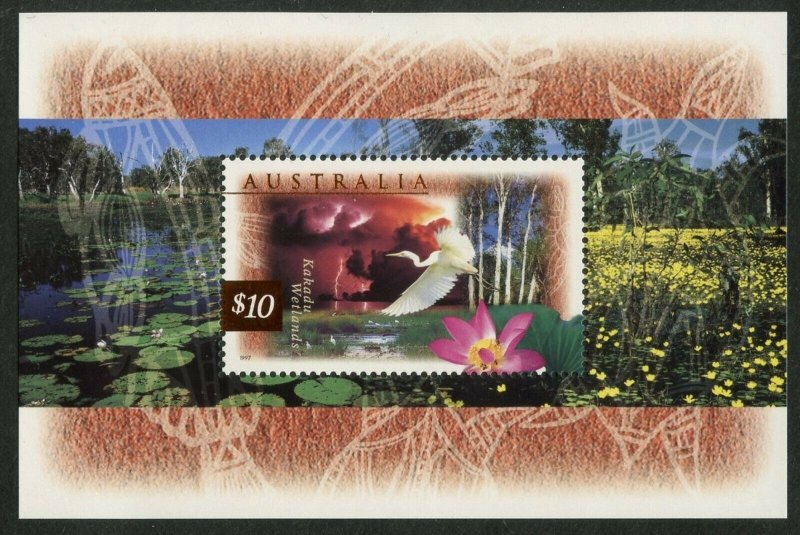 AUSTRALIA Sc#1535a 1997 $10 Flora & Fauna Souvenir Sheet OG Mint NH