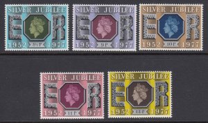 Great Britain 810-4 QEII Silver Jubilee mnh