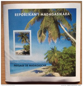 2002 Madagascar Madagascar Landscape Nosy Iranja IMPERF Block Block VERY RARE!-