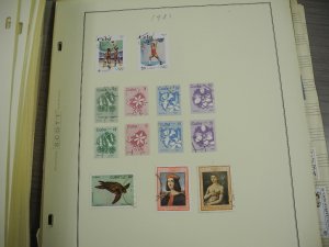 CUBA, 100s & 100s of Stamps mostly hinged on Scott pages