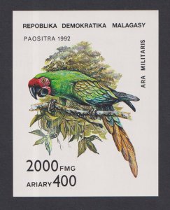 Malagasy Republic  #1121 MNH 1993  sheet  birds 2000fr