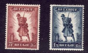 Belgium-Sc#B123-4-unused hinged set-Soldier-Infantryman1932-