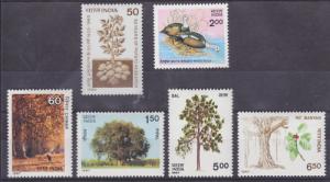 India Sc 1085/1187 MNH. 1985-87 issues, 3 cplt sets VF