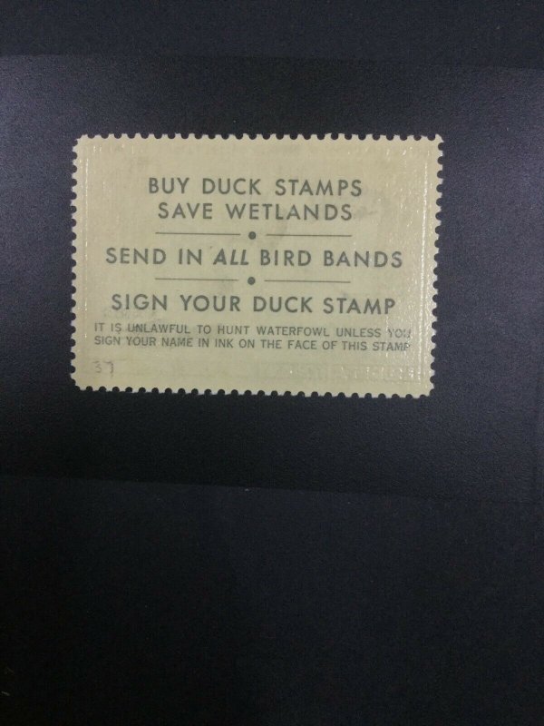 MOMEN: US STAMPS #RW37 DUCK MINT OG NH LOT #50184