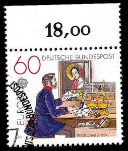 USED BOX WORLD WIDE 39