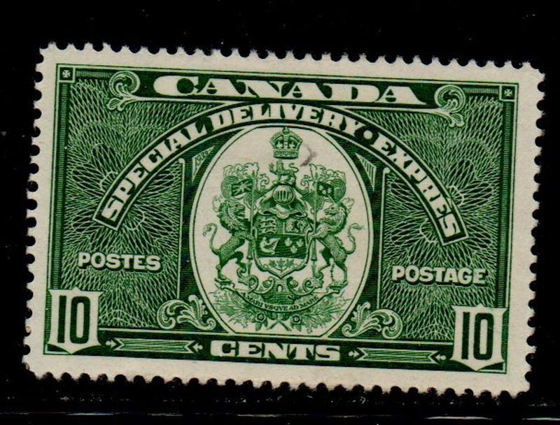 Canada Sc E 7 1939 10 cenr dark green Special  Delivery stamp mint