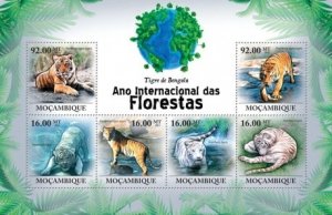 Mozambique - Bengal Tigers 6 Stamp  Sheet 13A-512