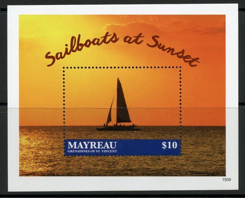 MAYREAU SAILBOATS AT SUNSET SOUVENIR SHEET MINT NH 